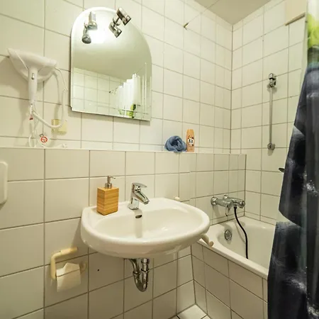 Full House Studios - Kornhauspremium Apartment - Balkon, Wifi Dessau-Rosslau Room photo
