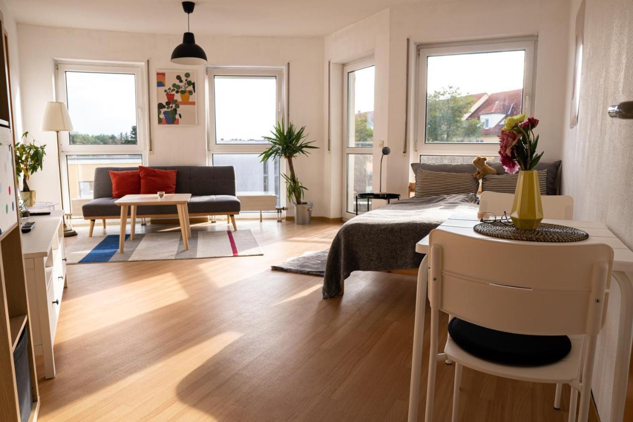 Full House - Kornhauspremium - Balkon, Wifi Dessau-Rosslau