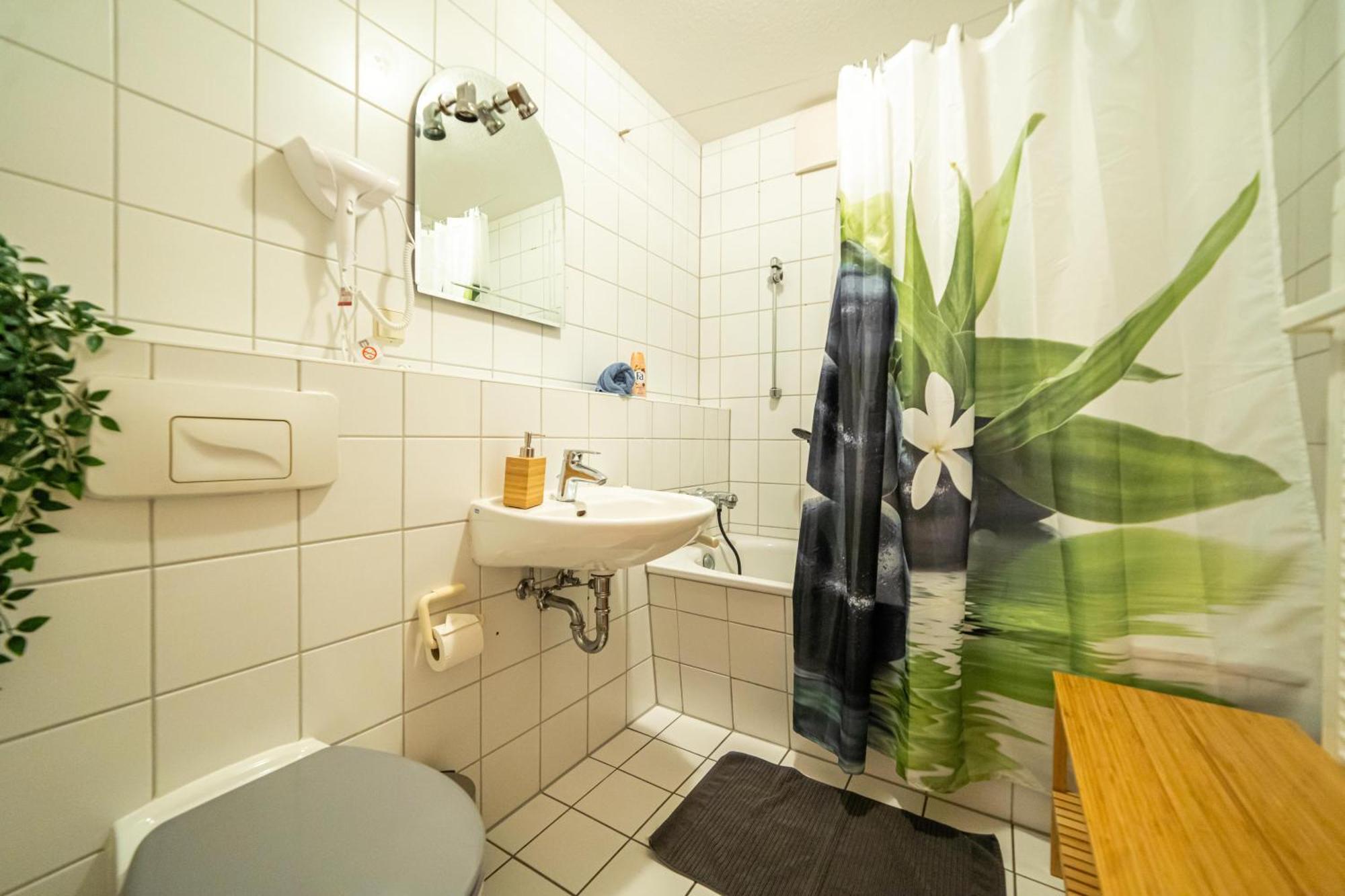 Full House - Kornhauspremium - Balkon, Wifi * Dessau-Rosslau